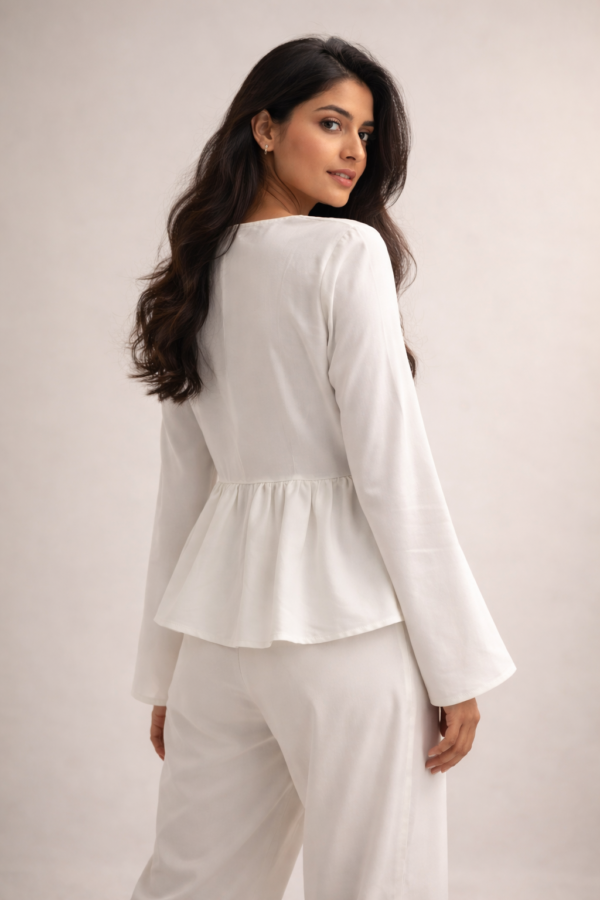 2026/03/1000317469-4.png White peplum Top with jacquard