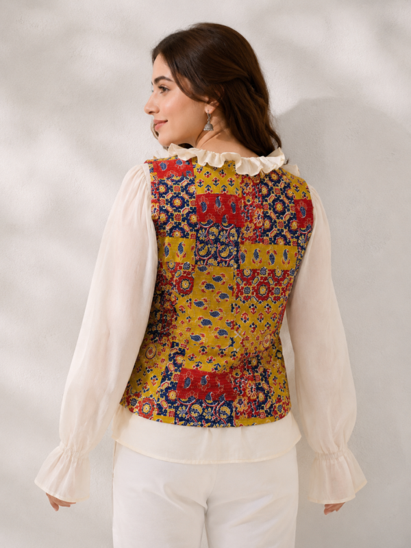 2026/06/1000341286.png Vest Mul Ruffle Top